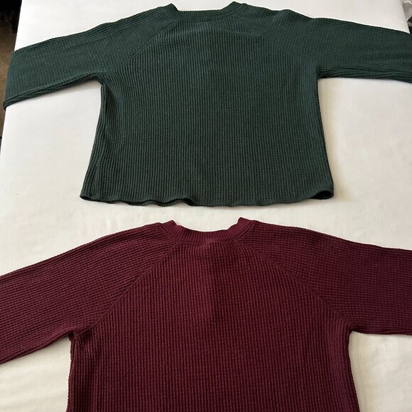Two Old Navy Women's Waffle Knit Long Sleeve 3-Button Henley Tops Green Burg XS - Picture 6 of 11
